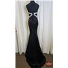 Image 3 : GRAD GOWN : Size 4 : Aerie : 274 : Black