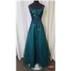 Image 1 : GRAD GOWN : Size 18 : Landa Splash : K748 : Emerald