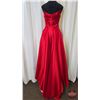 Image 4 : GRAD GOWN : Size 6 : Alyce Paris : 1836 : Red