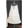 Image 2 : Hoop Skirt