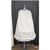 Image 2 : Hoop Skirt