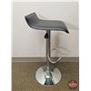Image 2 : FIXTURE : Black Seat Bar Stool (Adjustable)