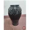Image 1 : FIXTURE : Black Vase w/Flower Motif