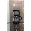 Image 1 : FIXTURE : Amazon Basics Coffee Pot