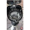 Image 9 : FIXTURE : Amazon Basics Coffee Pot