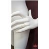 Image 3 : FIXTURE : Plastic Female Full Body Mannequin