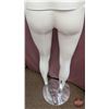 Image 9 : FIXTURE : Plastic Female Full Body Mannequin