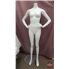 Image 1 : FIXTURE : Plastic Female Full Body Mannequin