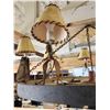 Image 4 : 48" Wagon Wheel Chandelier