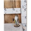 Image 1 : Fishing Squirrel Taxidermy Mount