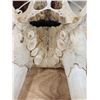 Image 8 : Inuit Scrimshawed Walrus Skull & Tusks