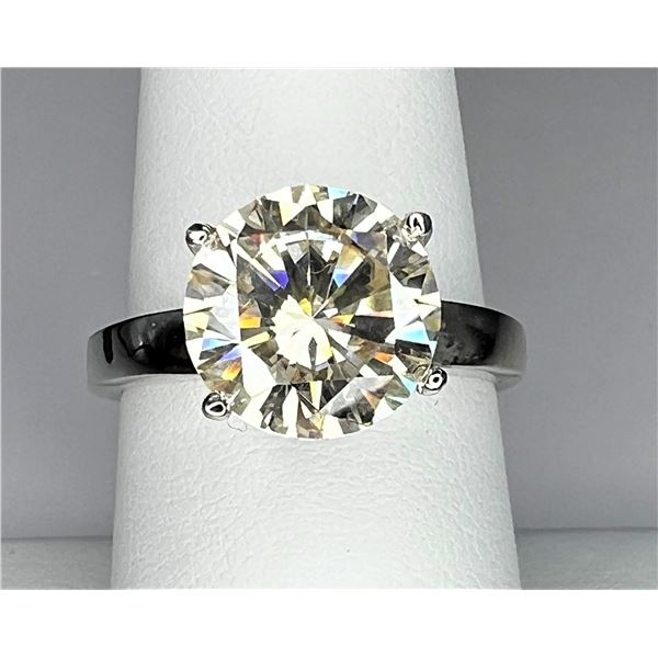 Sparkling 3ct White Fire Moissanite Ring