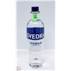 Image 1 : SVEDKA VODKA DISTILLED FOUR TIMES 750ML 40%