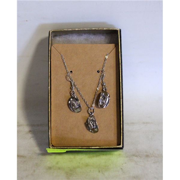 2 SW NECKLACE AND EARRING SETS - COWGIRL