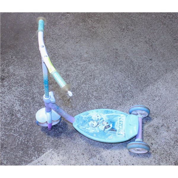 KIDS DISNEY FROZEN SCOOTER