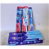 Image 1 : LOT OF CREST TOOTH BASTE + TOOTH