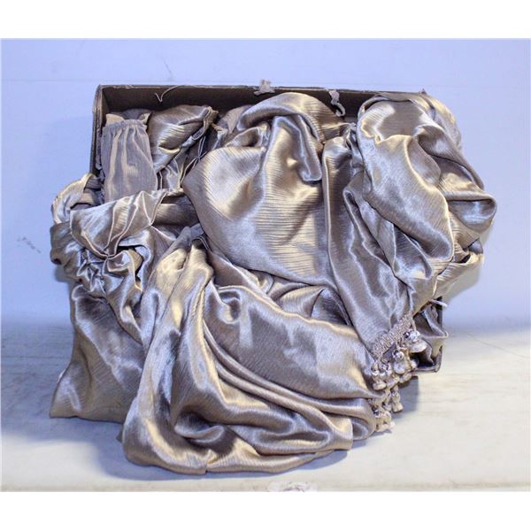 3 CRUSCILL HOME (10FTX18" EACH)