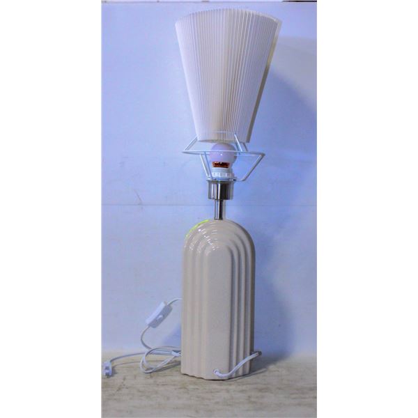 BRAND NEW MEDIEVAL RETRO TABLE LAMP