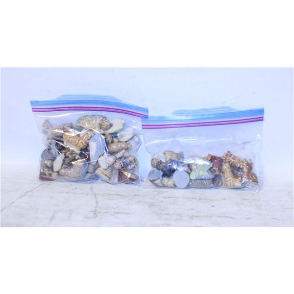 TIN OF WADE FIGURINES - RED ROSE