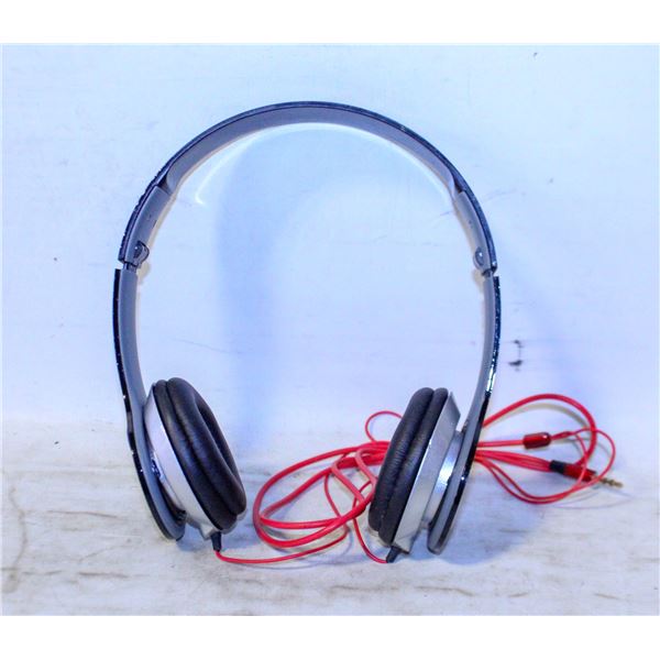 BEATS WIRED HEAD PHONES - TESTED & WORK