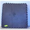 Image 1 : STACK OF 2'X2' FOAM PUZZLE MATS