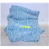 Image 1 : 100% COTTON BLUE THROW BLANKET 5FTX4FT