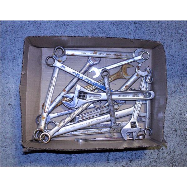 FLAT OF ASSORTED WRENCHS