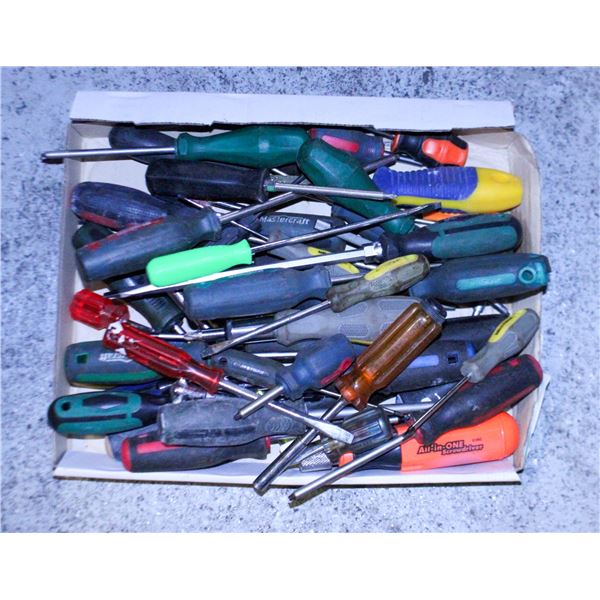 FLAT OF SCREWDRIVERS