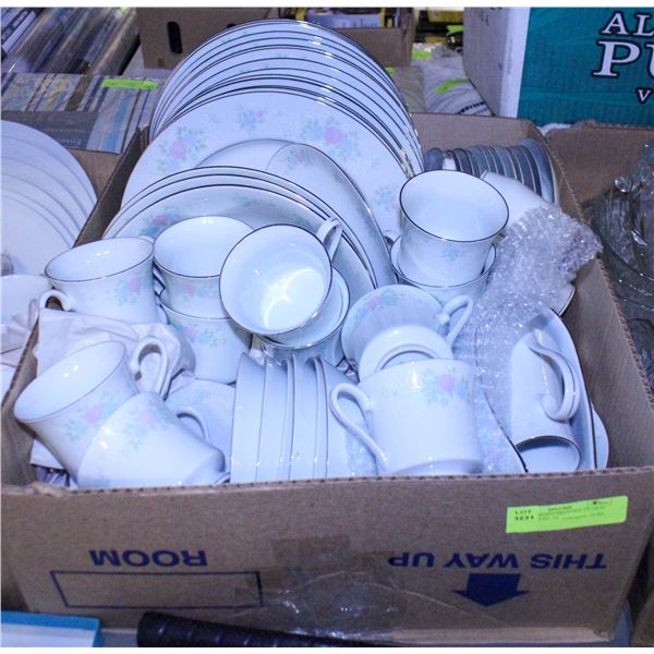 CHINA GARDEN PRESTIGE FLORAL DINNERWARE- 72