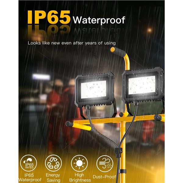 NEW WITH BOX LED WORK LIGHT WITH STAND 200W