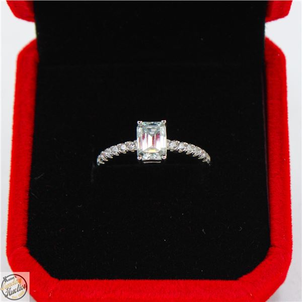#3149-1.00 CT GRA CERTIFIED EMERALD CUT