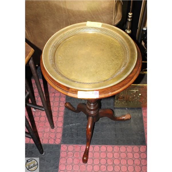3 FOOT SIDE TABLE WITH BRASS DISH 24" TALL