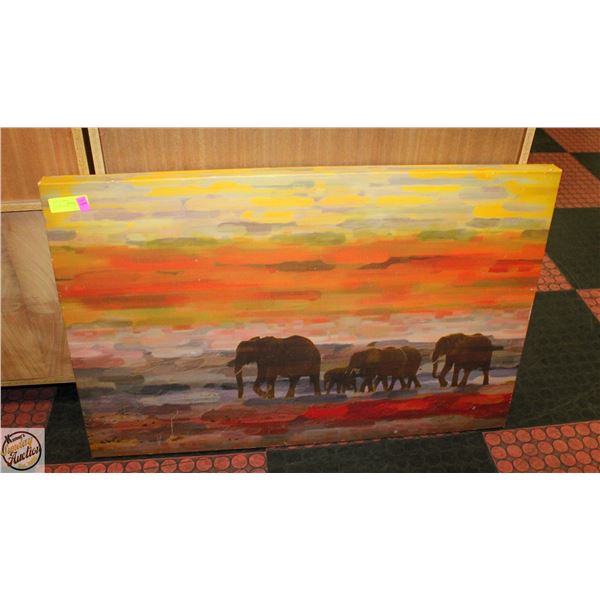 LARGE ELEPHANT CANVAS PICTURE