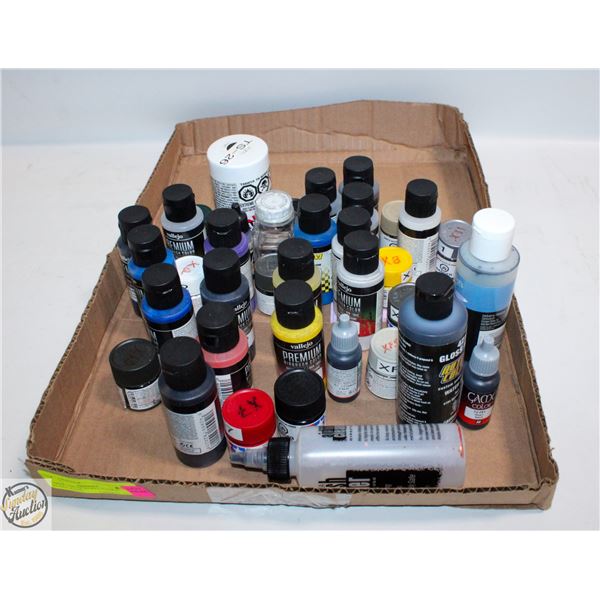 LARGE LOT OF MODEL DIECAST PAINTS