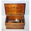 Image 1 : WOODEN TRINKET BOX WITH CONTENTS INCLUDES BRASS