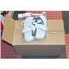 Image 1 : CASE OF 10 PAIRS HOUNDS Z SLIPPERS BABY BLUE