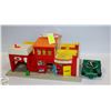Image 1 : FISHER PRICE FIRE HOUSE, POLICE STATION