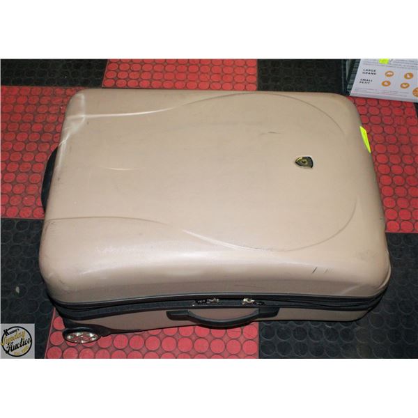 TWO PIECE HEYS SUITCASE SET