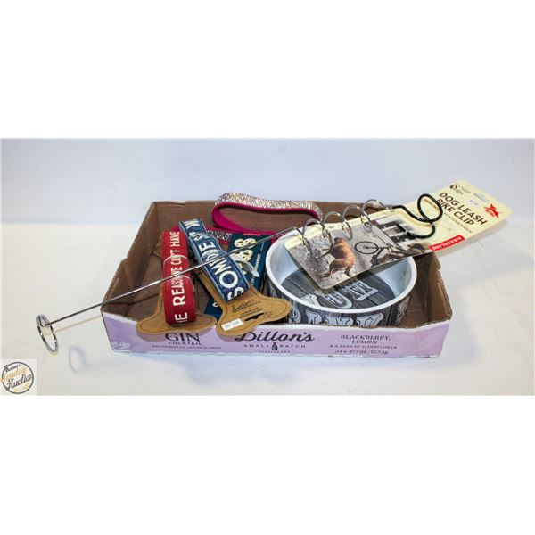 FLAT OF NEW DOG ACCESSORIES INCLUDES LEASHES