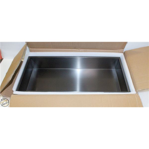 NICHE INSET CUBBY BLACK STAINLESS STEEL - BATHROOM