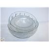 Image 1 : LOT OF GLASS SERVING BOWLS