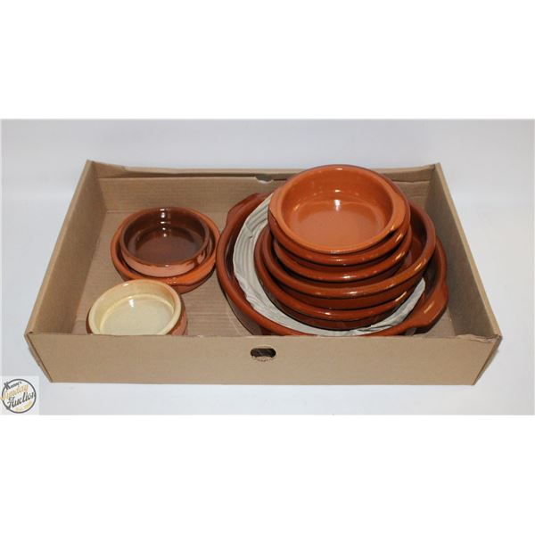 ESTATE LOT OF TERRA COTTA DISHES VARIOUS