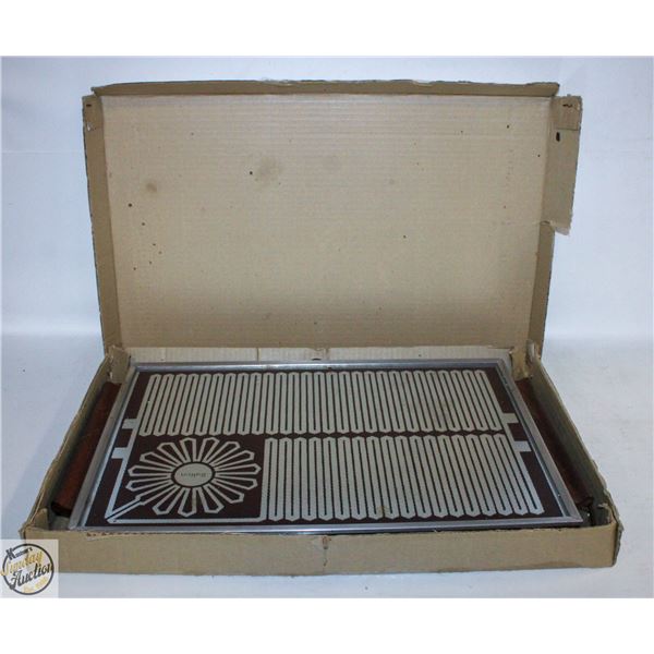 VINTAGE ELECTRIC SALTON H-928 LARGE HOT PLATE TRAY