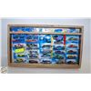 Image 1 : 22 HOT WHEELS CARS CUSTOM SHADOW BOX