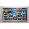 Image 1 : 22 HOT WHEELS CARS CUSTOM SHADOW BOX