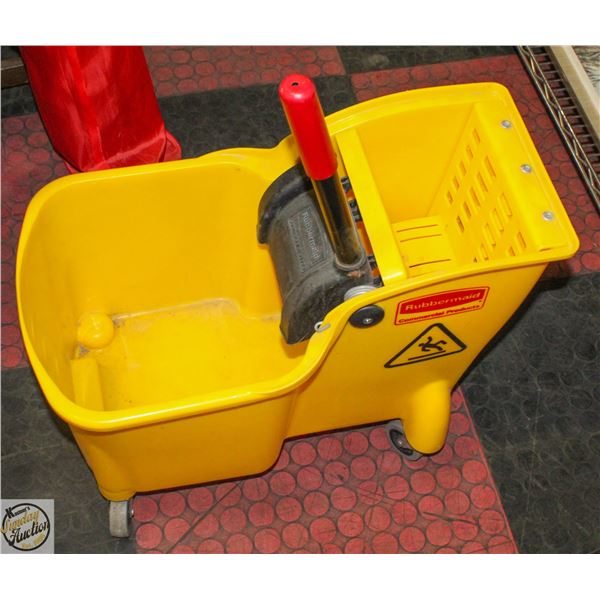 RUBBERMAID HEAVY DUTY MOP BUCKET