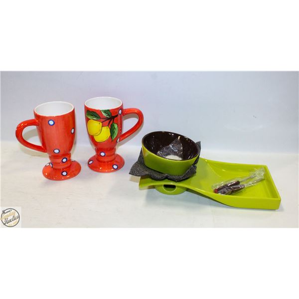 UNUSED FONDUE SET + 2 MATCHING LEMON
