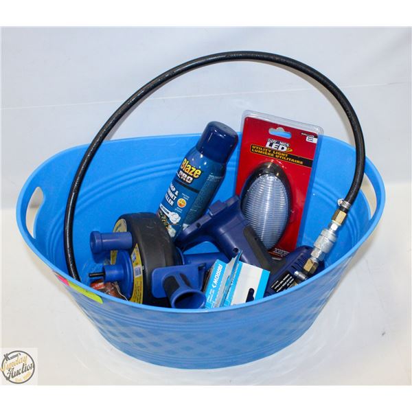 HOUSEHOLD/GARDEN USEFUL ITEMS IN BUCKET