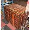 Image 1 : BRASS AND WOOD CHEST WITH INLAID BRASS "D B"