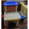 Image 1 : 90'S LITTLE TIKES KIDS WORKBENCH